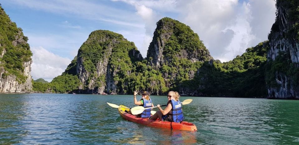 2-Day: Hanoi - Ninh Binh - Halong Bay Luxury Cruise - Sung Sot Cave: Ha Long’s main cave stop