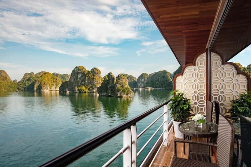3-Day Lan Ha Bay & Viet Hai 5★ Cruise + Free Hanoi Pickup - Food on board: set menus, serious flavors, and how to handle allergies