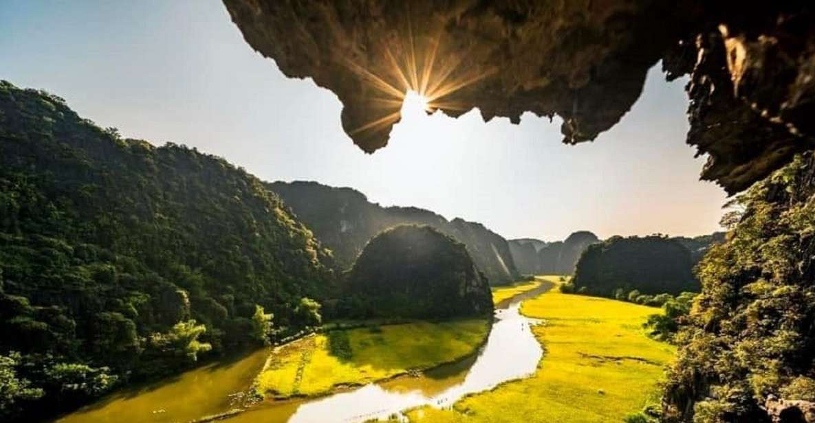 3-Day - Ninh Binh - Lan Ha Bay 5-Star Cruise & Balcony - Trang An by sampan: limestone caves up close