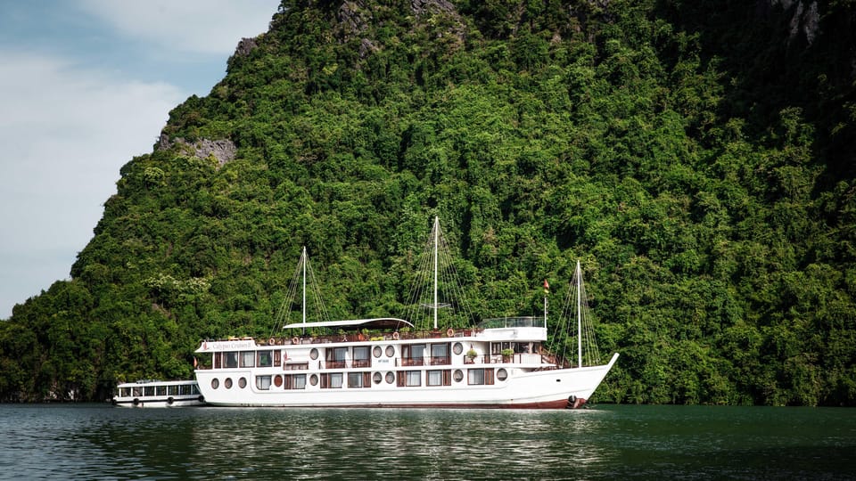 3D2N Lan Ha Bay by Calypso Cruises - Day 1: Tuan Chau to Ha Long Bay cruising, then Lan Ha cave + sunset time