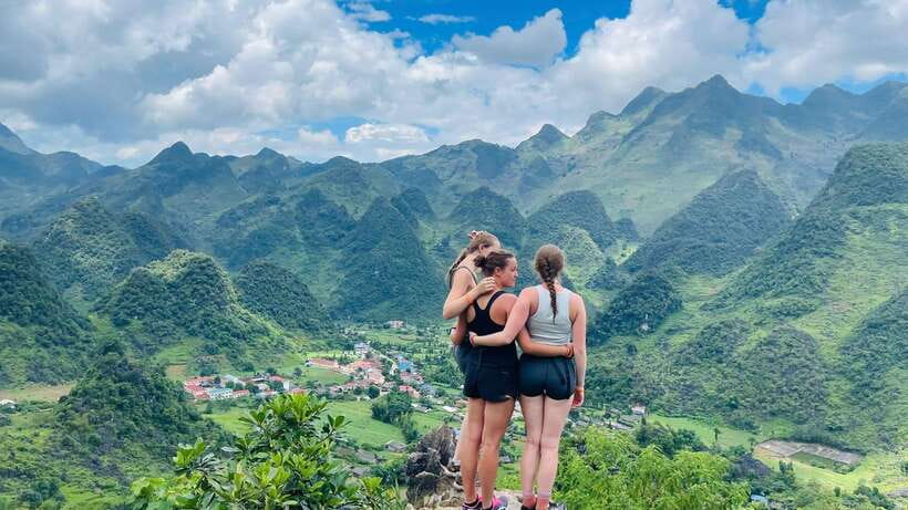 4-day Motorbike Ha Giang Loop Luxury Tour With Easy Rider - Ha Giang Loop on easy riders: what feels “luxury” here