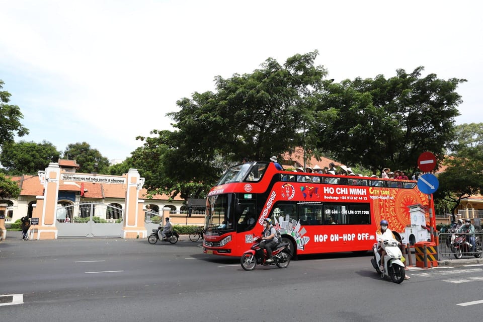 4H - SAIGON-CHO LON CITY TOUR - HOP ON HOP OFF - CHINATOWN - Medicine Street and Side-Alley Stops: Small Areas With Big Practical Value