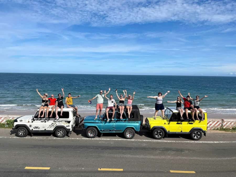 5-hour Sunrise or Sunset Jeep Tour from Mui Ne Beach Town - How sunrise or sunset makes Mui Né’s dunes look different