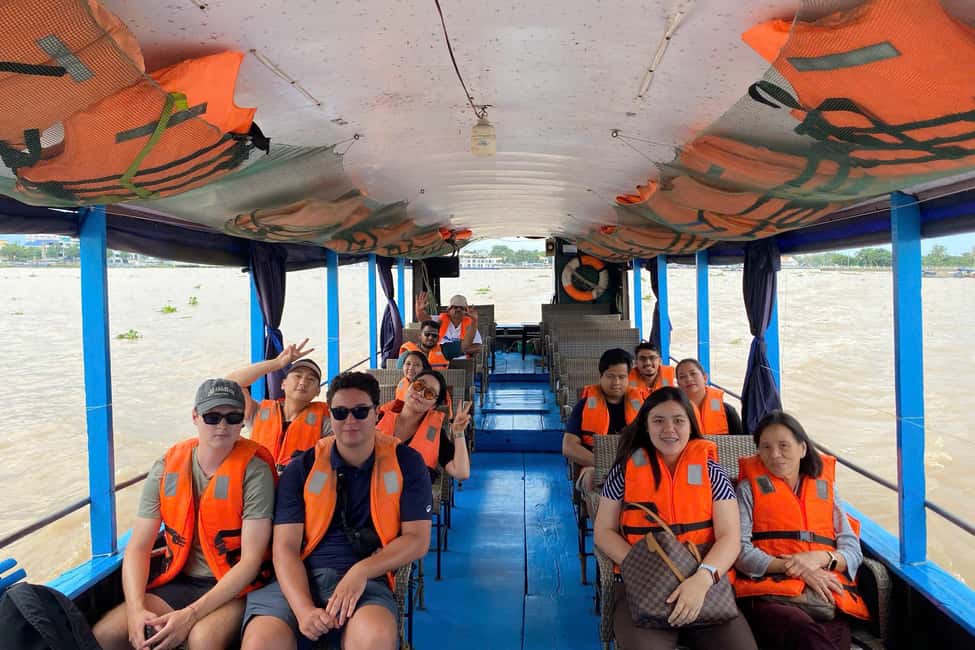 Authentic Mekong Delta: Tuk Tuk, Rowing Boat, Biking Tour - Tien River boat cruise and Qui Islet (Tortoise Islet)