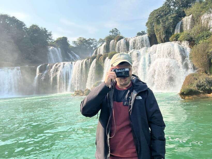 Ban Gioc Waterfall - God Eyes Mountain 1 Day By Car - Ngao Cave (Tiger Cave): stone formations you can actually recognize
