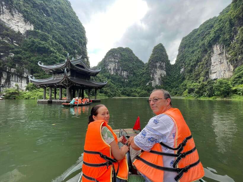 Best Ninh Binh Tour 1-Day, Small Group - Multiple Options - Bich Dong Pagoda: A Limestone Hillside Pause