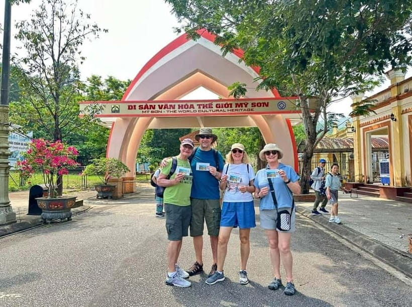 CAM THANH ECOTOUR - LANTERN - MY SON HOLYLAND FULL DAY TOUR - Cooking Show and Fire Performance: When Food Becomes Part of the Act