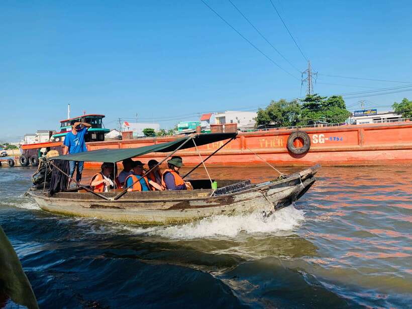 Can Tho: Cai Rang Floating Market and Canals - Cruising small canals after the market