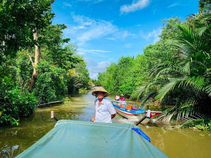 Can Tho: Explore Mekong, Floating Market, Cacao & Local Life - Village walk and tropical fruit gardens (when that segment is included)