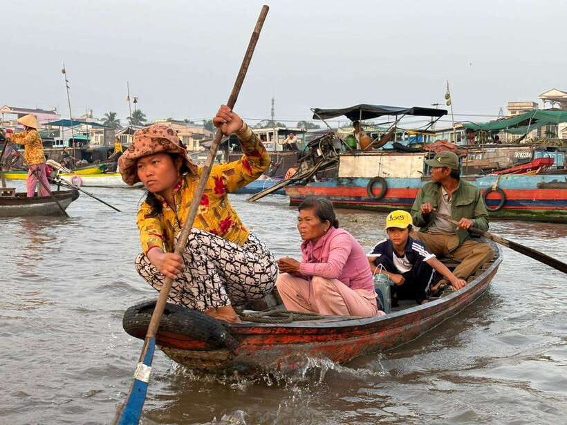 Can Tho: Floating Market, Canal, Cacao Farm & Mekong' Life - Organic cacao farm: tasting cacao milk and cacao wine