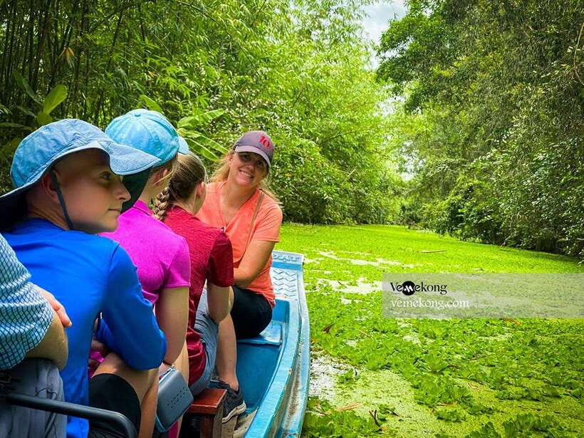 Can Tho: Lung Ngoc Hoang Nature Reserve & Forest Tour - Boat through the wetland forest: the highlight that sets the tone