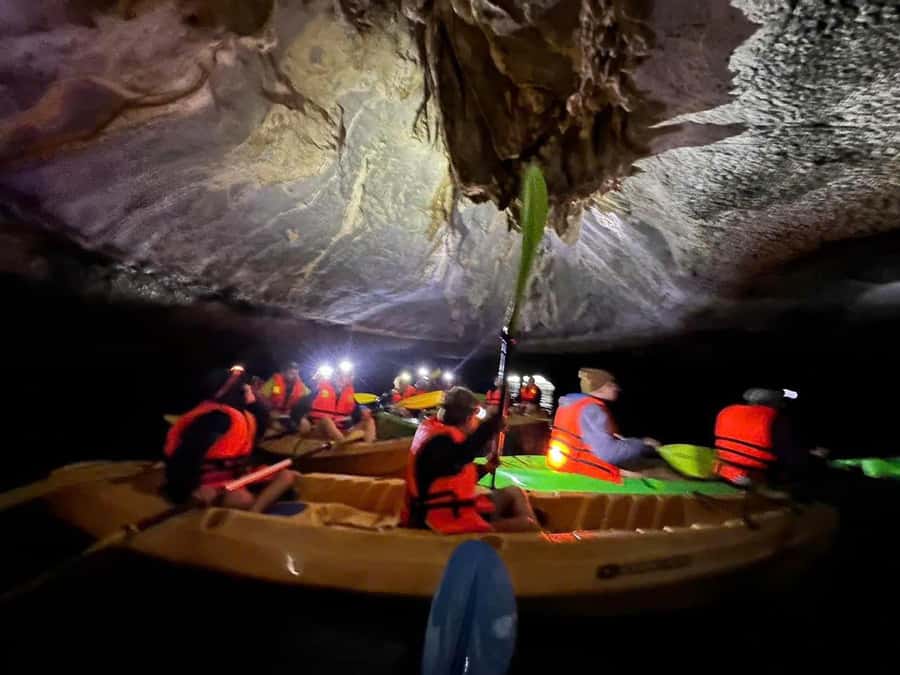 Cat Ba: Night Kayaking with Glowing Plankton - Who this Cat Ba night kayaking tour suits best