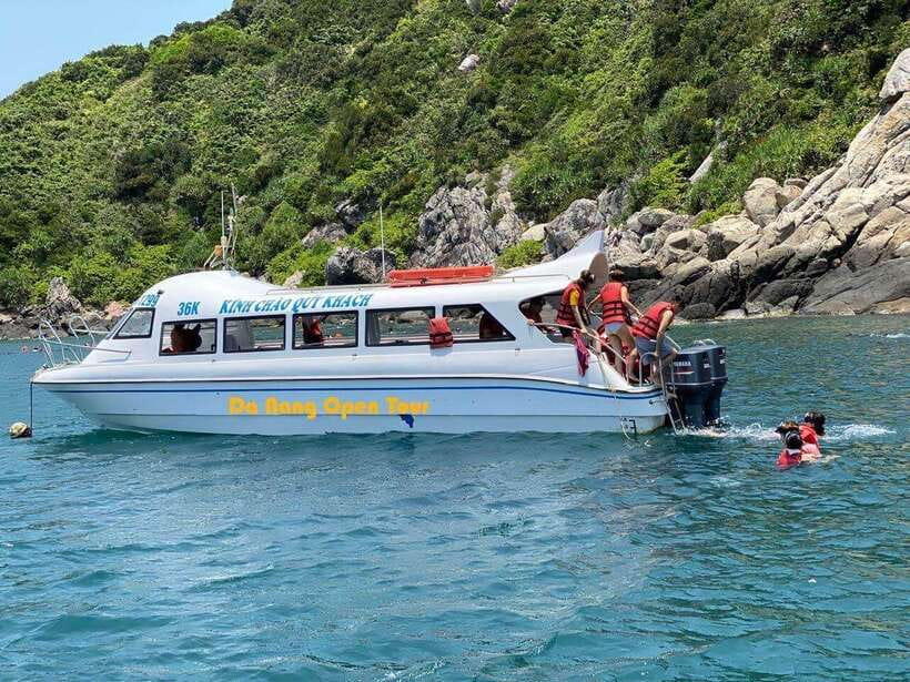 Cham Island: Snorkeling Tour by Speed Boat From HoiAn/DaNang - Getting from Hoi An or Da Nang to the water without stress