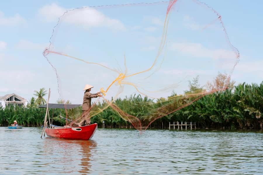 COOKING CLASS & BASKET BOAT - Folk songs, fishing nets, and coconut-leaf souvenirs