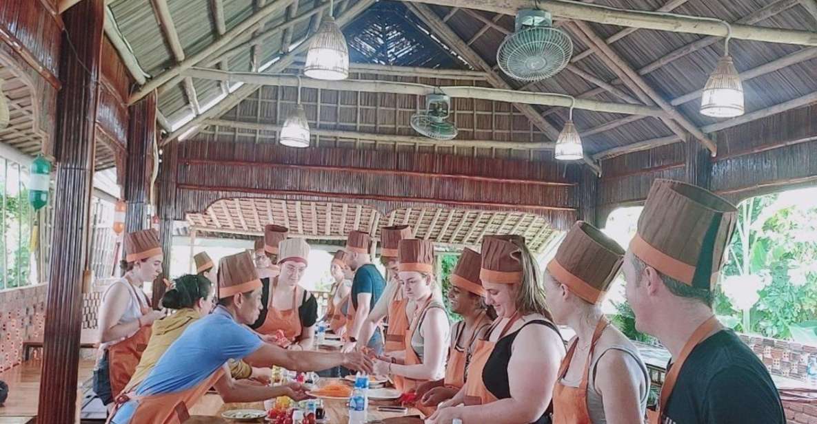 Cooking Class w Phở and Market & Basket Boat Ride in Hoi An - Price and time: what $31 covers in Hoi An