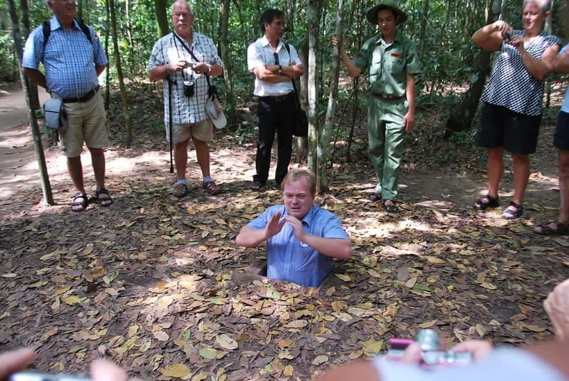 Cu Chi Tunnels & Mekong Delta: Full‑Day Discovery From HCM - Morning pickup and the road to Cu Chi Tunnels