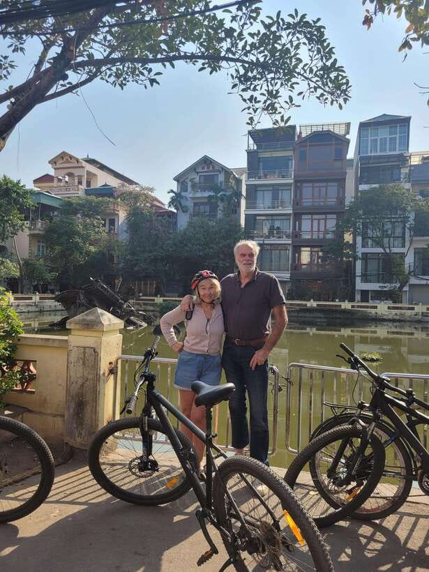 Cycling Through Hanoi: Old Quarter Pagodas & Red River Delta - Truc Bach Lake Area: Quiet Minutes Close to the Center
