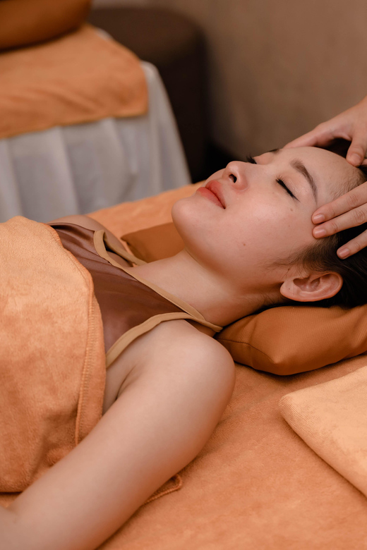 Da Nang: 2 Hours Special Massage in Rora Spa (Free pick-up) - Entering the private room: how the massage experience feels