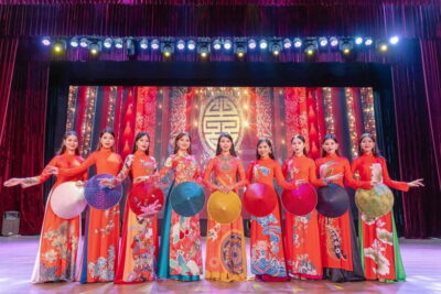 Da Nang: Ao Dai Show - Your 1-Hour Timeline: How the Show Plays Out
