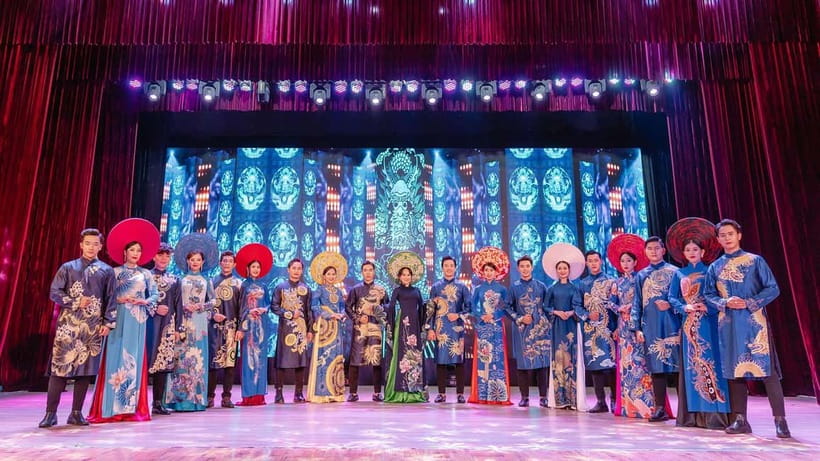 Da Nang: Ao Dai Show - Theater Rules That Affect Your Comfort
