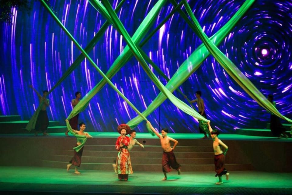 Da Nang: Charming Da Nang Show Ticket - Music and Storytelling That Moves Faster Than a Lecture