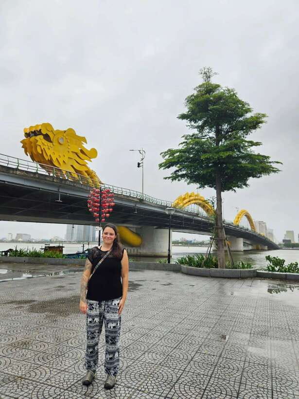 Da Nang City Sightseeing Private Tour With Seafood Buffet - Da Nang Museum: getting the story behind the city stops