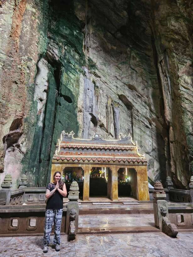 Da Nang City Sightseeing Private Tour With Seafood Buffet - My Khe Beach and an included seafood buffet lunch