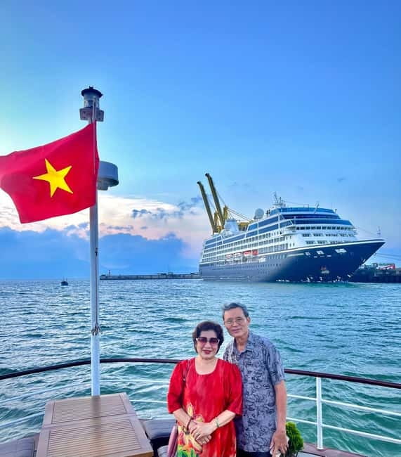 Da Nang: Experience a Magical Sunset Dinner Cruise in DN Bay - FAQ