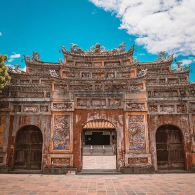 Da Nang: Explore Hue City Full-Day Tour with Lunch - Getting from Da Nang to Hue: pickups, van time, and the right mindset