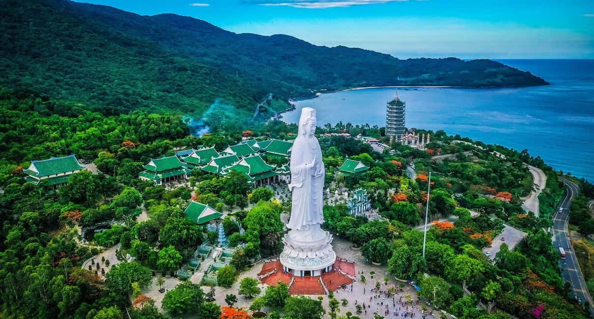 Da Nang/Hoi An: Lady Budha - Marble Mountain with Hell Cave - Lady Buddha at Linh Ung Pagoda: the 67-meter photo moment