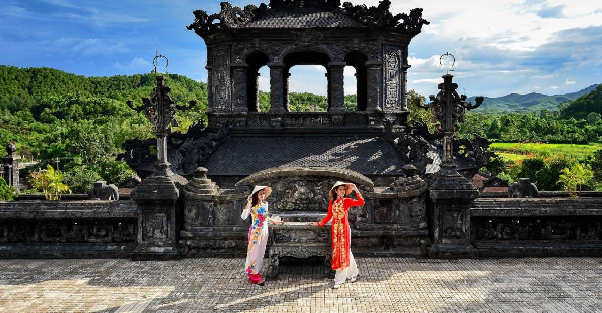 Da Nang: Hue Imperial City and Hai Van Pass Small Group Tour - Hai Van Pass: postcard views with a guided stop