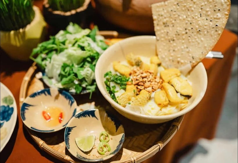 Da Nang: Michelin-Selected Street Food Tour with Local Guide - Key things that make this street food tour work