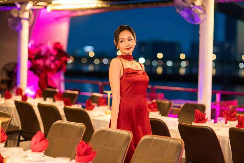 Da Nang: Poseidon Cruise with Dinner and Dragon Bridge Show - Who should book the Poseidon Cruise (and who should skip it)