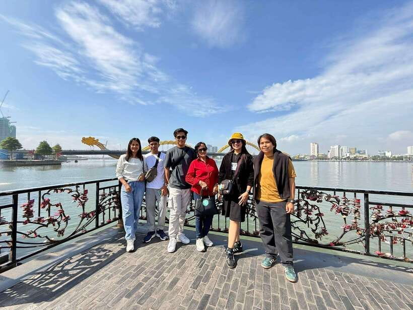 Da Nang Street Food Private Tour With Female Tour Guide - Your Female Student Guide and the Private-Tour Advantage
