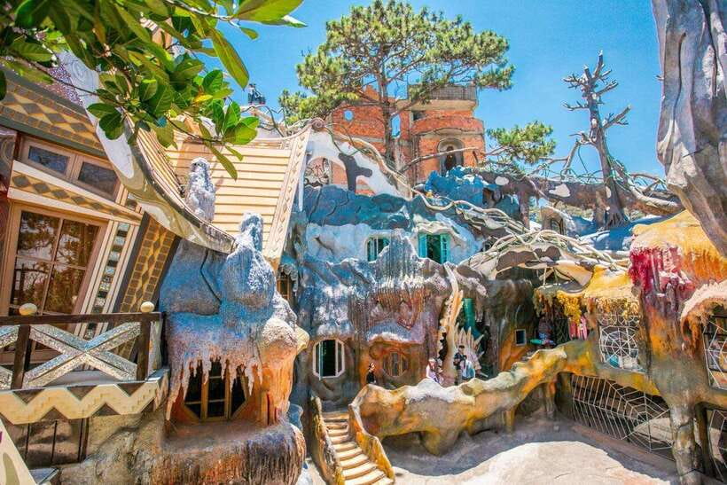 Dalat City Tour with Cable Car, Alpine Coaster & Clay Tunnel - Truc Lam Monastery: a short nature break in the pines