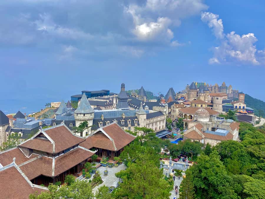 Danang: Golden Bridge by Private Car or Bus w hotel pickup - Souvenir Stop on the Return Ride