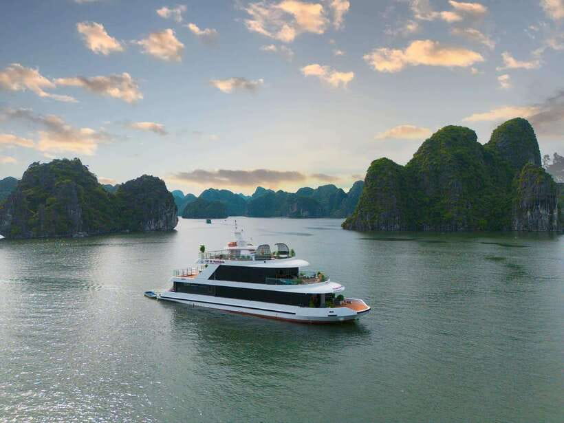 D'Charme Luxury Day Cruise Discover the Stunning Lan Ha Bay - Cruising past Pen Islet, Turtle Islet, and Tay Keo Islet