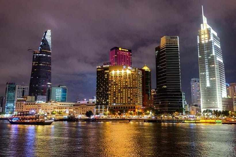Experience Dinner On Luxury Cruise Along Saigon River - Buffet dinner: Vietnamese + international options, with a set-menu fallback