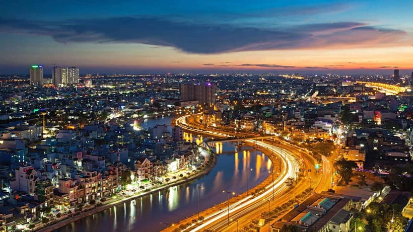 Explore The Most Tourist Attractions In Ho Chi Minh City - Ben Thanh Market: the simplest way to feel Saigon street life