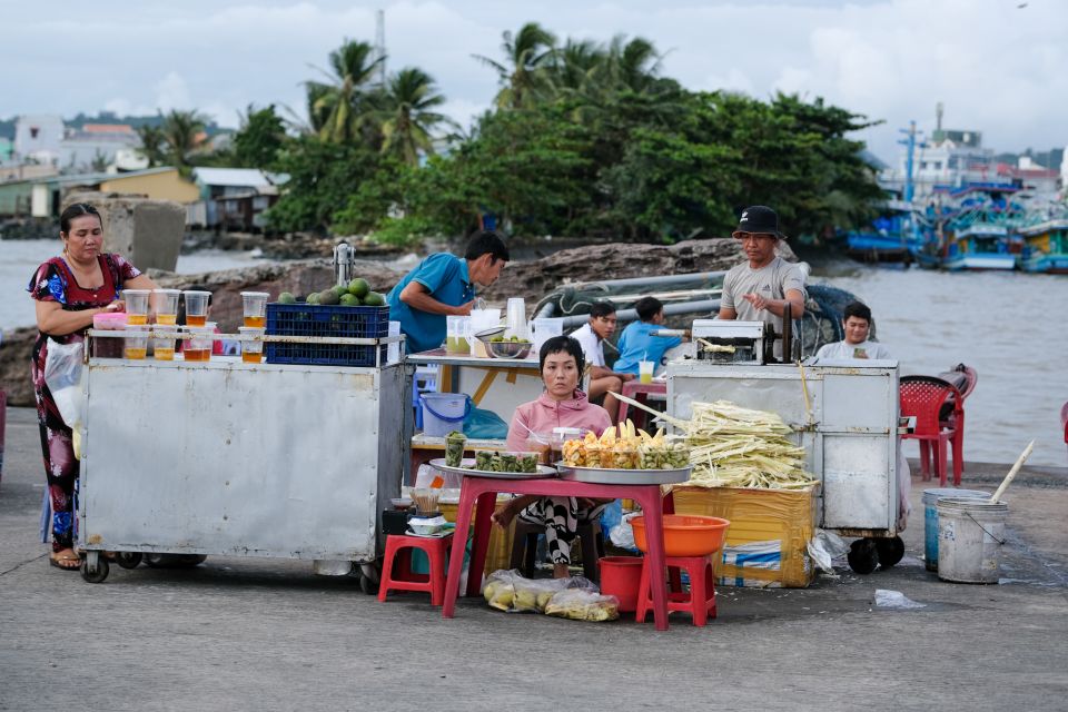 Food Tour By Bicycle In Phu Quoc - 18 Lê Lợi dessert stop, then a temple moment (Dinh Cau)