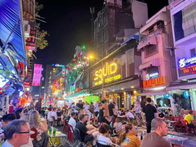 Free E-sim Saigon Nightlife Hopping Tour - The Japanese vibe: izakayas, shops, and street lights