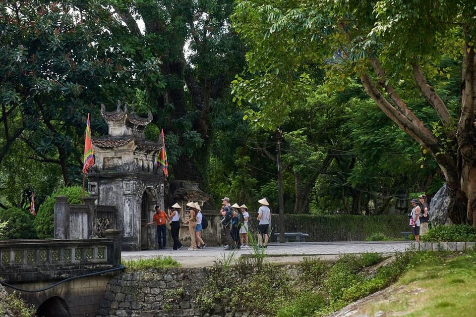 From Ha Noi: Hoa Lu – Tam Coc/ Trang An - Lunch With At Least 8 Dishes: Good Enough, Not Always Fancy