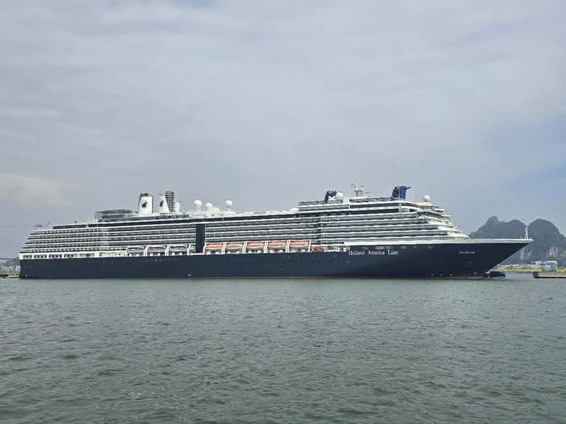 From HaLong cruise Port: Private tour visit Hanoi city - Lunch at a Local Restaurant: Simple Food, Real Anchorage