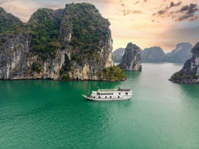 From Hanoi: 2-Day Ha Long Bay Boat Tour - Hanoi Old Quarter pickup to Tuan Chau: the rhythm of Day 1