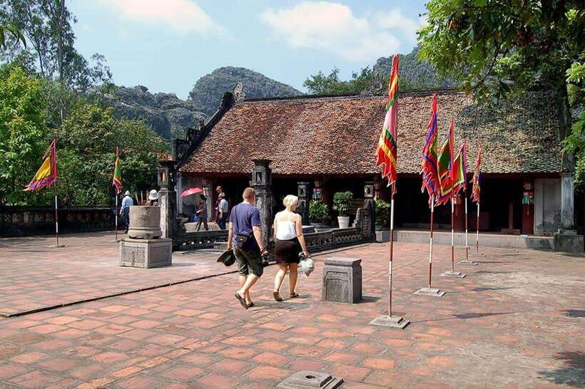 From Hanoi: 5-Day Sapa, Ninh Binh, Ha Long Bay Cruise - A fast way to see Northern Vietnam from Hanoi