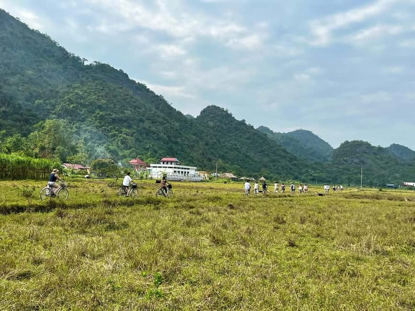 From Hanoi/Cat Ba: Lan Ha Bay Day Trip with Cruise and Lunch - Cruising Lan Ha Bay: Emerald Water, Cai Beo Floating Homes, and Lunch on Board