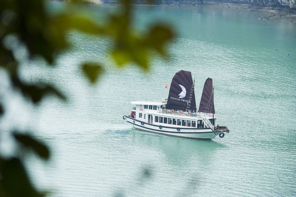 From Hanoi: Halong day trip, Route 2, 6hours, Small group - Getting to Halong Bay: The 8:00 pickup and the long highway stretch