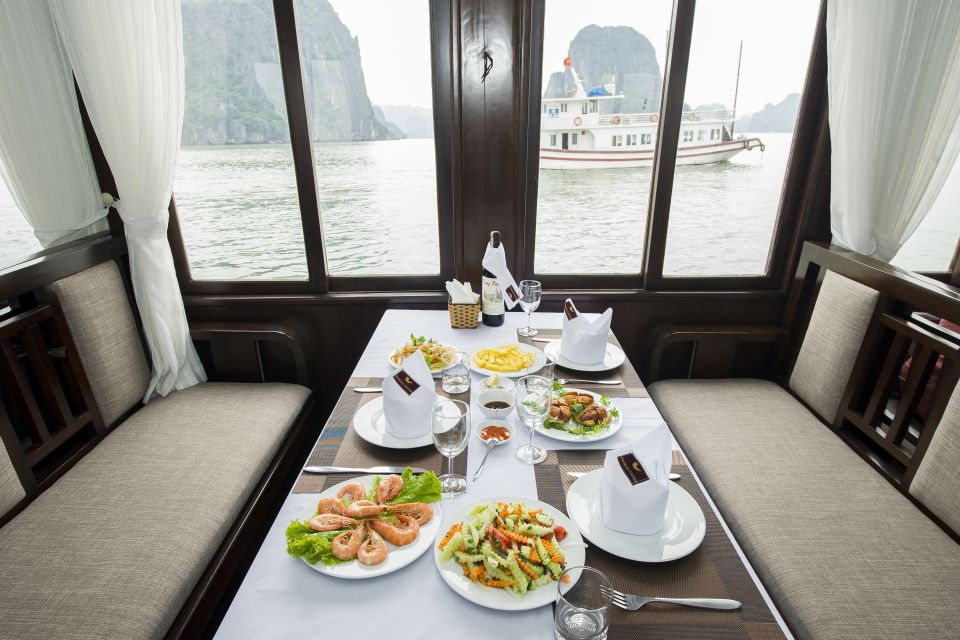 From Hanoi: Halong day trip, Route 2, 6hours, Small group - Small-group pacing and the role of the guide (Hero energy included)