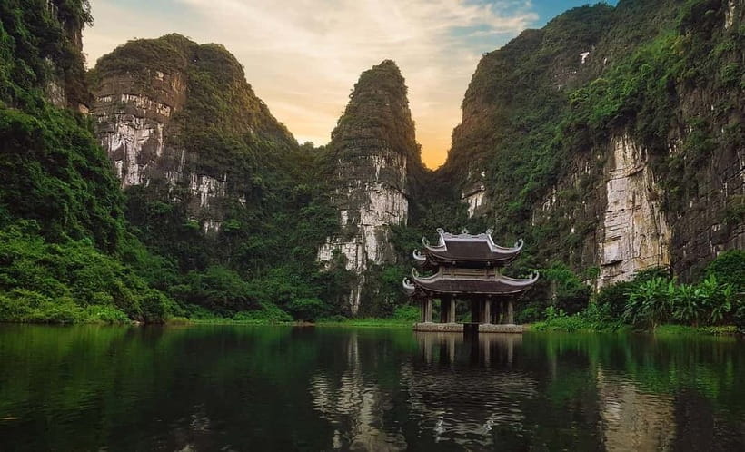 From Hanoi: Hoa Lu, Bai Dinh, Trang An, Tam Coc and Mua Cave - Should you book Splendid Tours for Hoa Lư, Tam Cốc/Tràng An, and Múa?