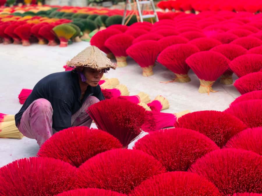 From Hanoi: Incense Village, Conical Hat and HaThai Art Tour - Why this craft day from Hanoi feels worth it